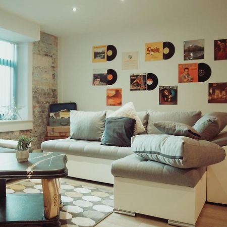 Bv Rare 3 Bedrooms At Conditioning House Bradford Perfect For Contractors Екстериор снимка