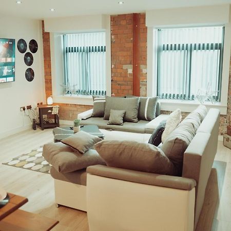 Bv Rare 3 Bedrooms At Conditioning House Bradford Perfect For Contractors Екстериор снимка