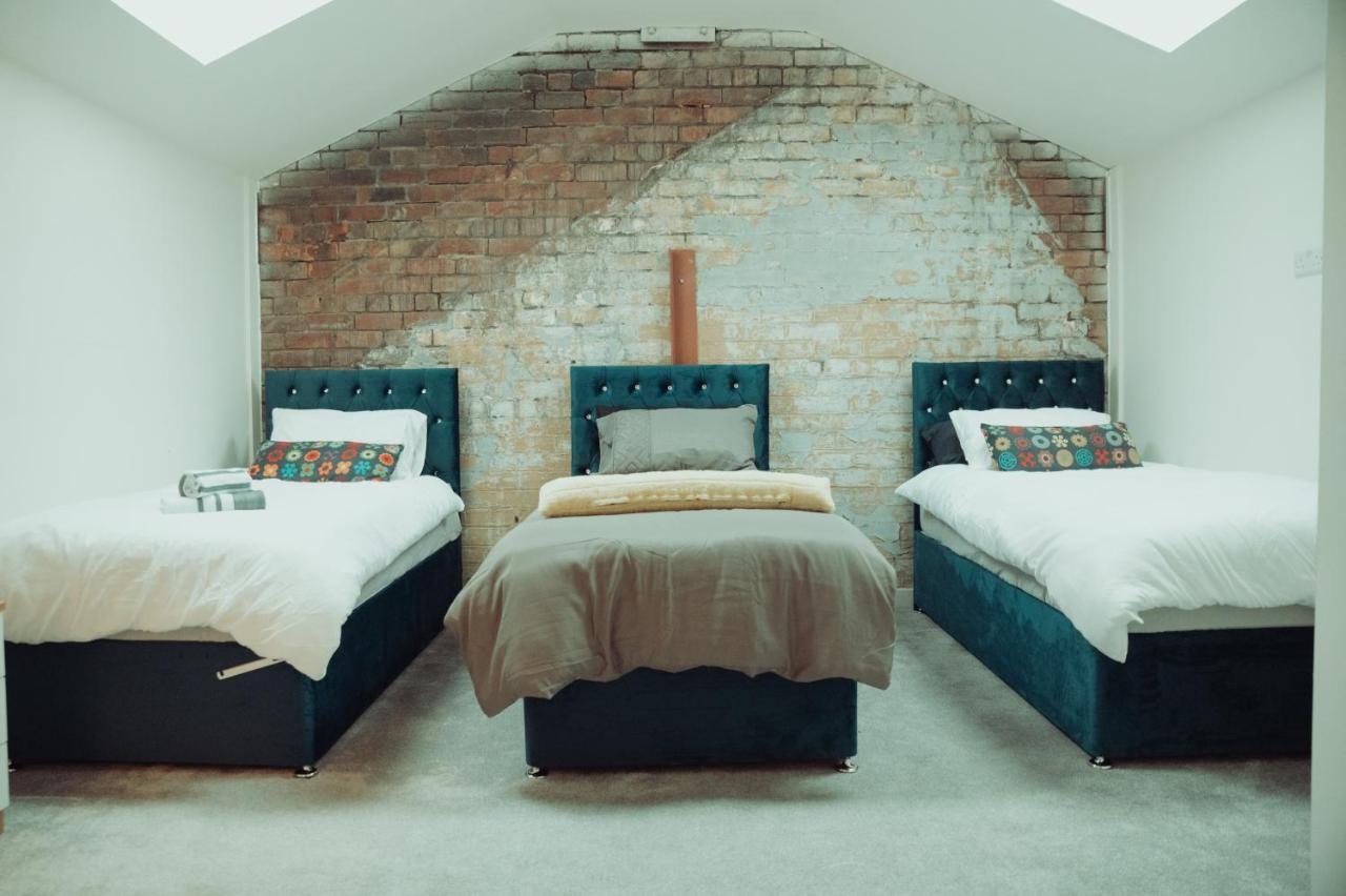 Bv Rare 3 Bedrooms At Conditioning House Bradford Perfect For Contractors Екстериор снимка