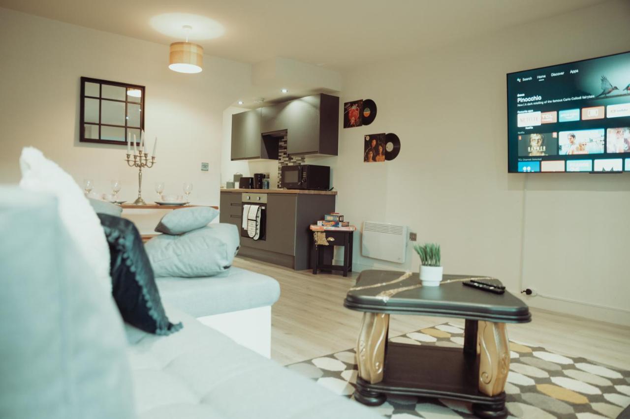 Bv Rare 3 Bedrooms At Conditioning House Bradford Perfect For Contractors Екстериор снимка